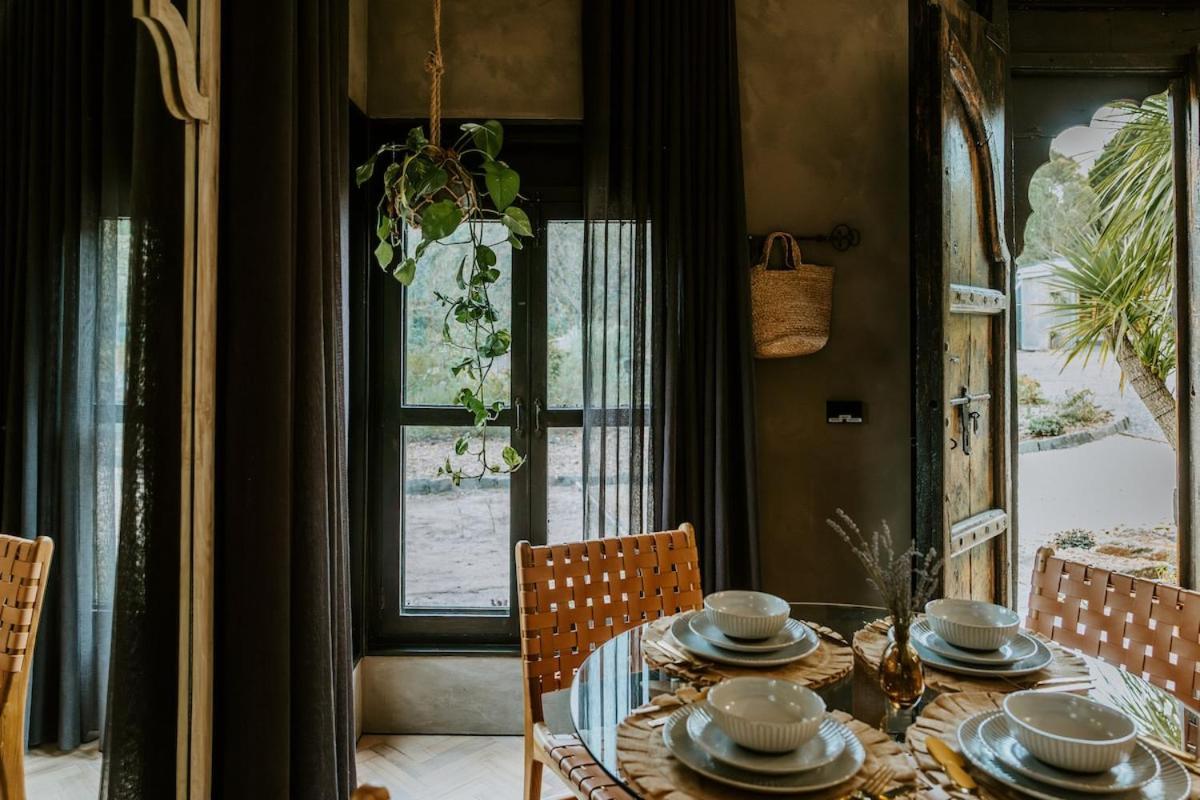 The Temple - Country Farm Retreat Villa Launching Place Eksteriør bilde